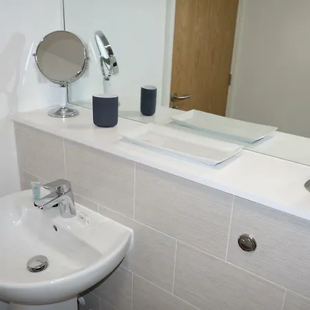 Aire Penthouse Leeds 2 Bed 2 Bath Apartament
